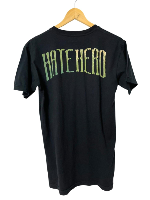 Tricou                             M [2]