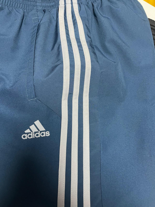 Adidas pantaloni                      M [2]