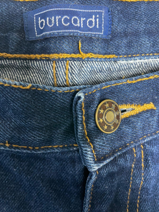 Burcardi blugi scurti                             XL [3]