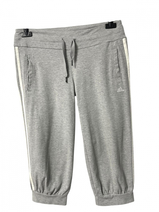 Adidas pantaloni scurti                         L [1]