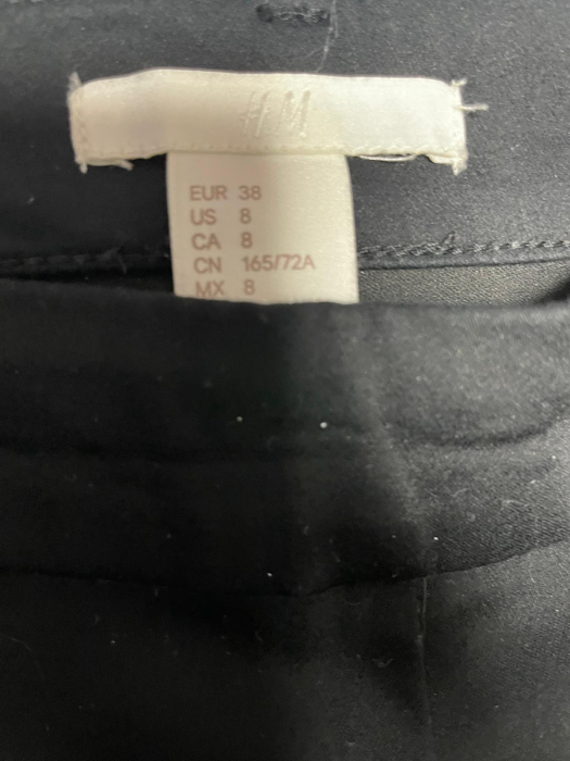 H&M pantaloni                       M [3]