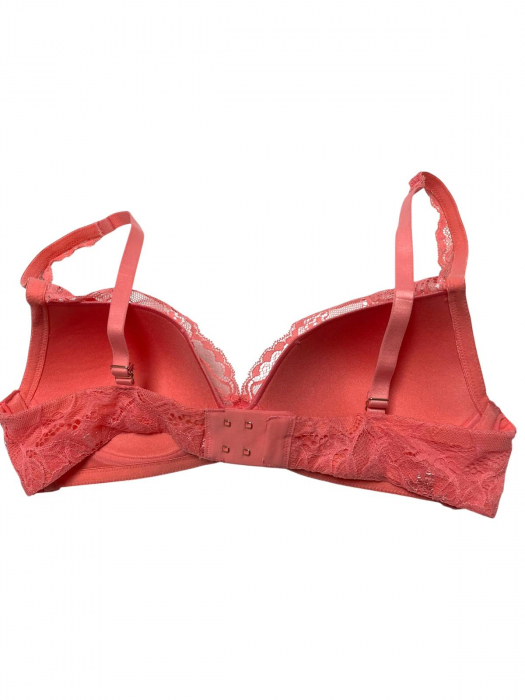 TCM sutien                    80 A [2]