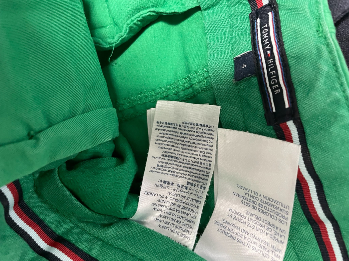 Tommy Hilfiger pantaloni scurti                          S [3]