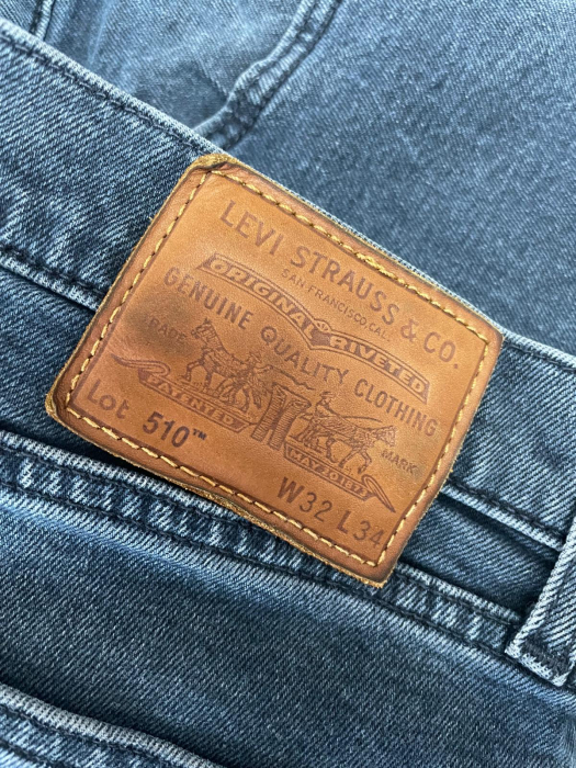 Levi's blugi                            S [3]