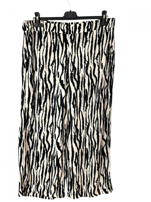 S.Oliver pantaloni 3/4                             XXL [1]