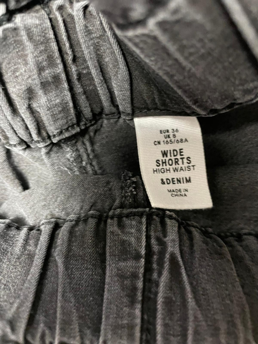 H&M pantaloni scurti                   M [3]