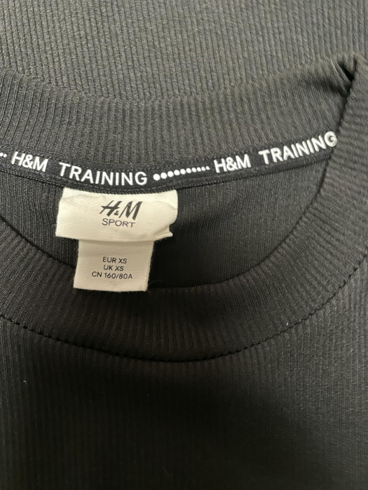 H&M top                       M [2]