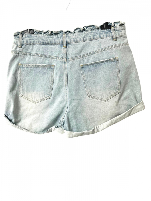 Pantaloni scurti                             XL [2]