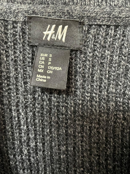 H&M cardigan                        M [3]