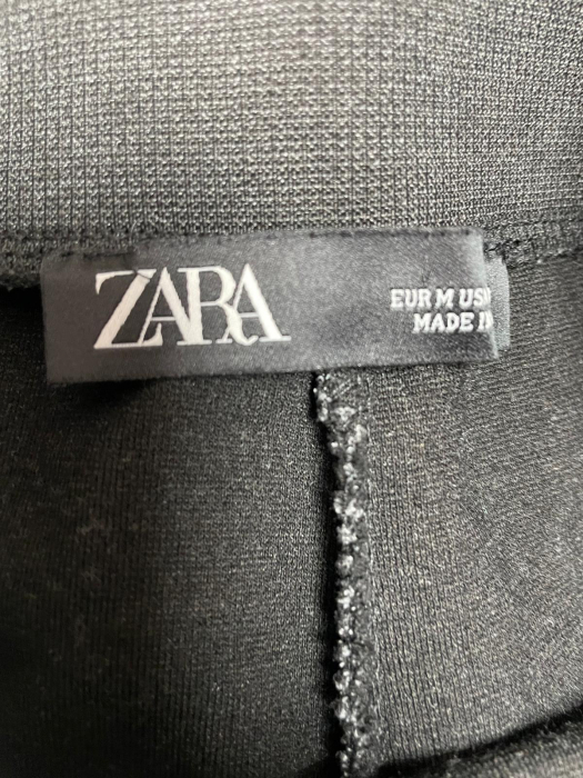 Zara pantaloni                          S [3]