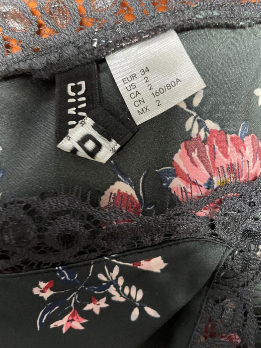 H&M maiou                        XS [3]
