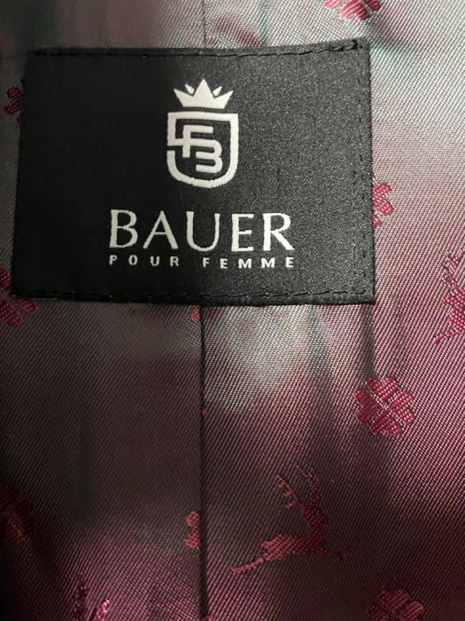 Sacou Bauer                   S [4]