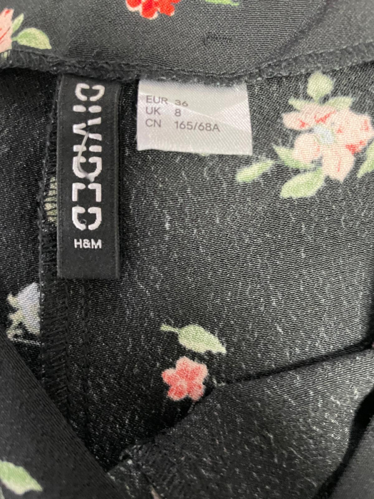 H&M pantaloni                      XS [3]