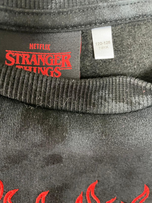 Stranger Things rochie                          122/128 [3]