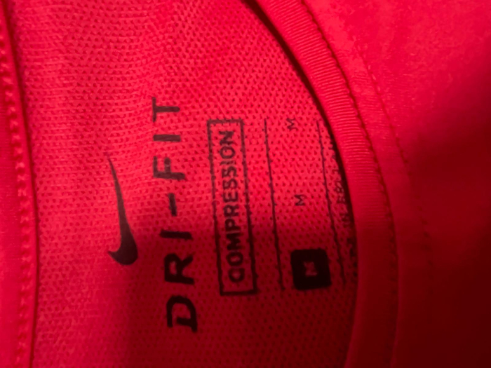 Nike tricou                        S [3]