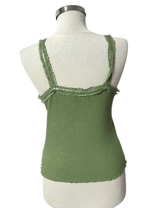 Hailys maiou                     M [2]