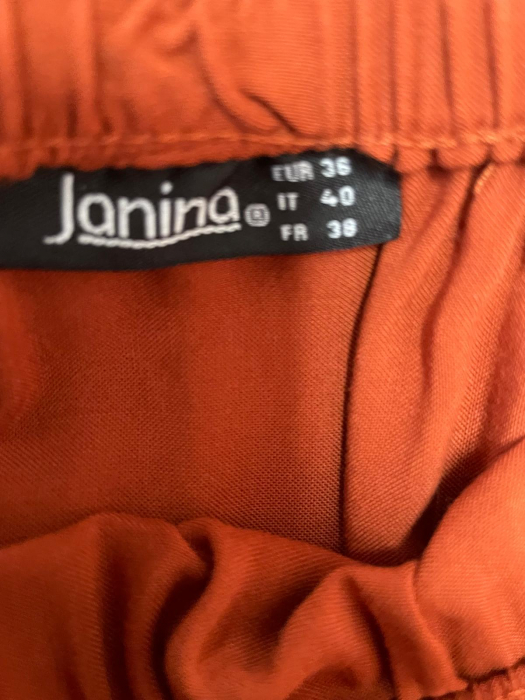 Janina fusta                            L [3]