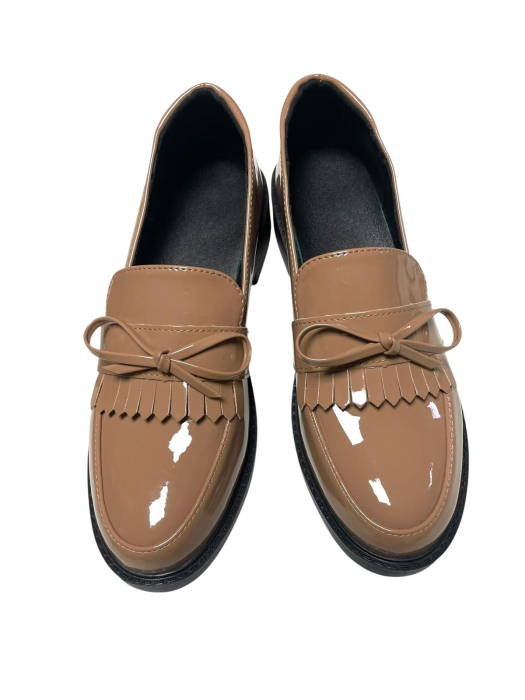 Pantofi lacuiti                        38 [2]
