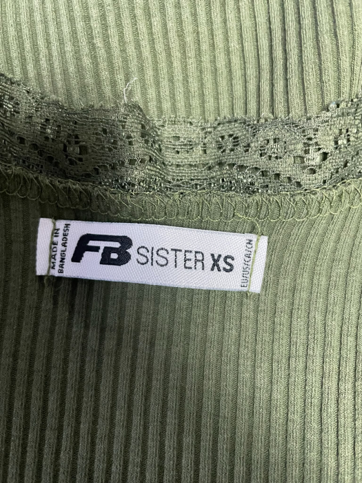 Fb Sister maiou                        XS [3]