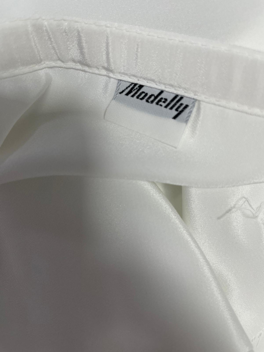 Maiou                         L [3]