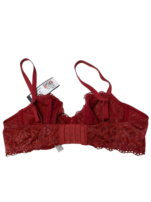 Piege sutien                         75 B [2]