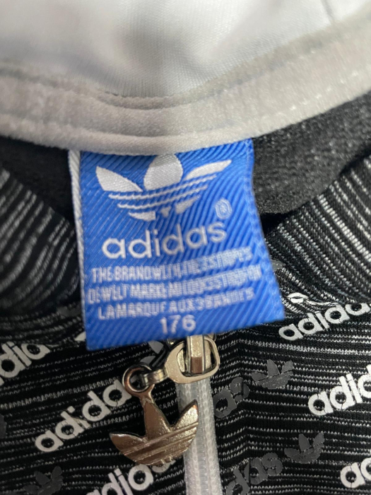 Adidas bluza                            170 [3]