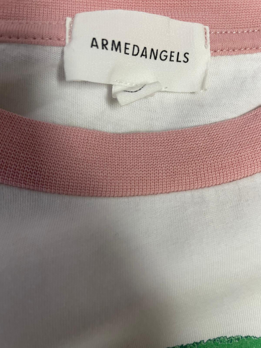 Tricou                        S [3]