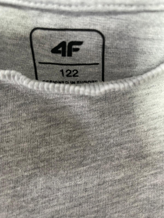 4F tricou                                 122 [3]