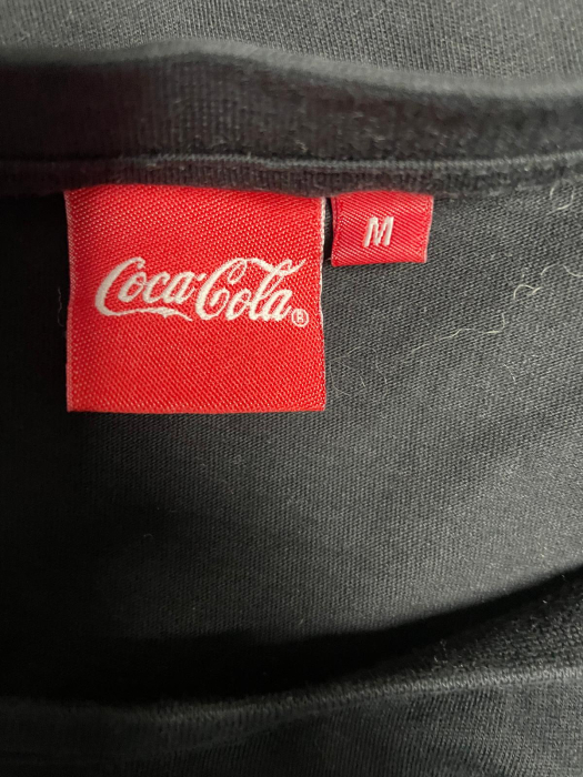 Tricou                        M [3]