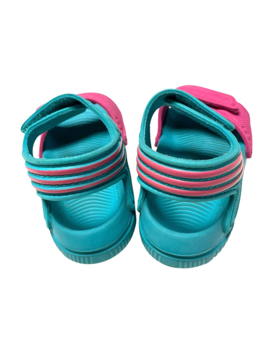 Adidas sandale                        23 [3]