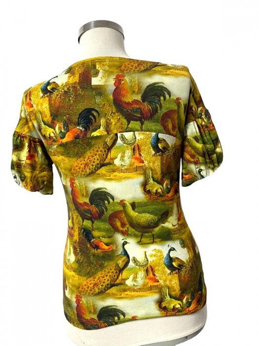 Tricou                           S [2]