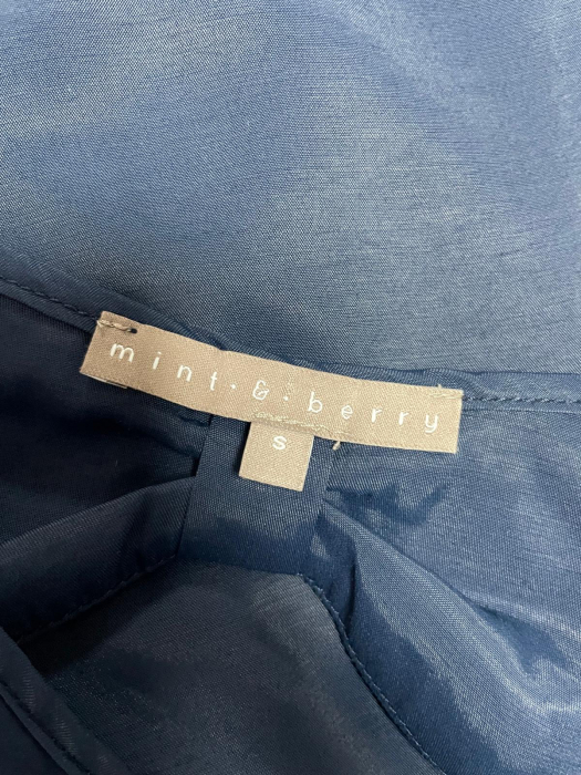 Mint& Berry bluza                   S [3]