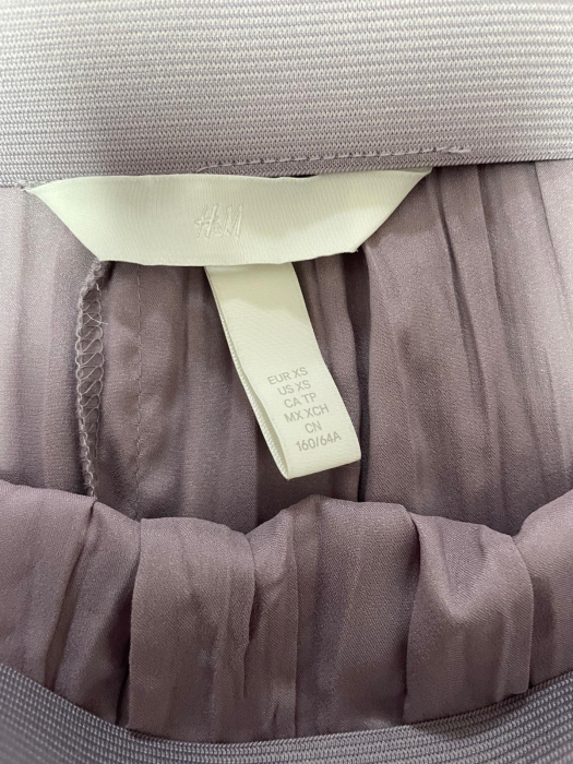 H&M fusta                         XS [3]