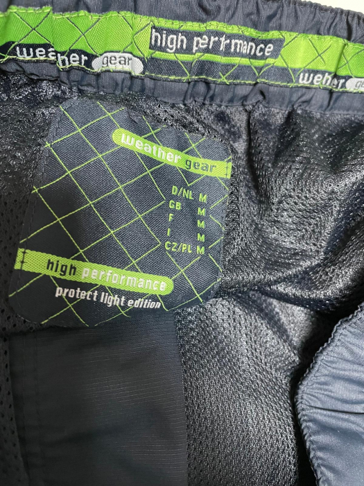 Pantaloni fas                         M [4]