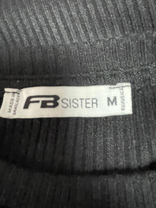 Fb Sister bluza                      M [3]