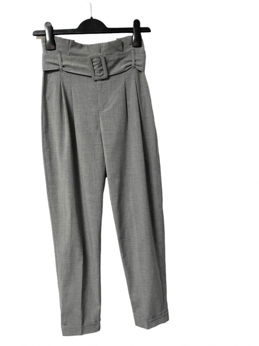 Bershka pantaloni                                       XS [1]