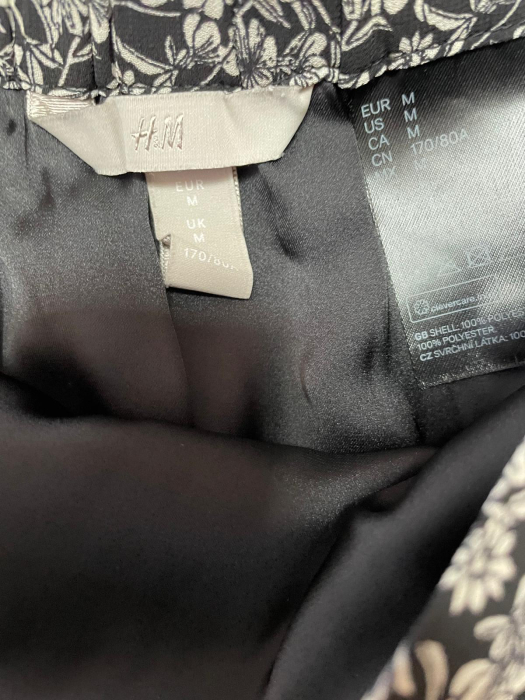 H&M fusta                       M [3]