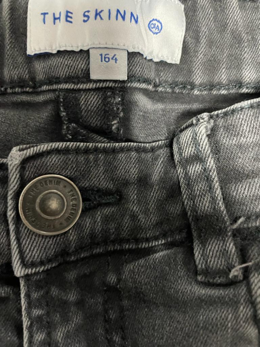 Blugi  C&A                  164 [3]