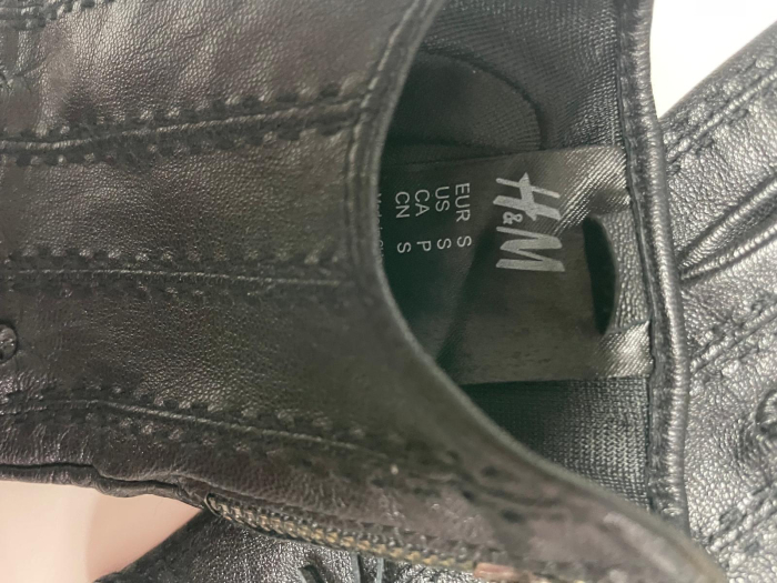 H&M manusi                      XS [2]