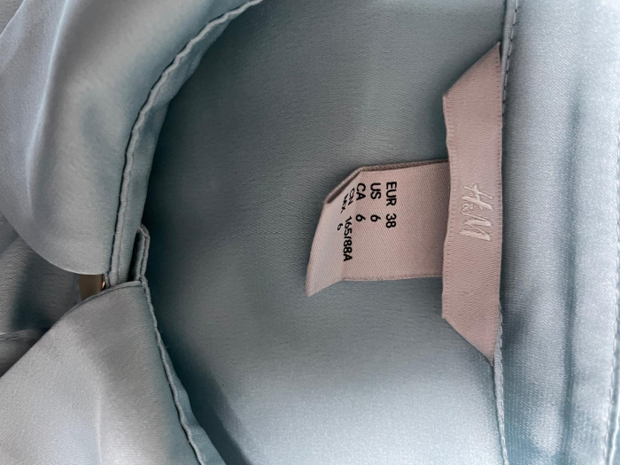 H&M camasa satinata                    M [4]