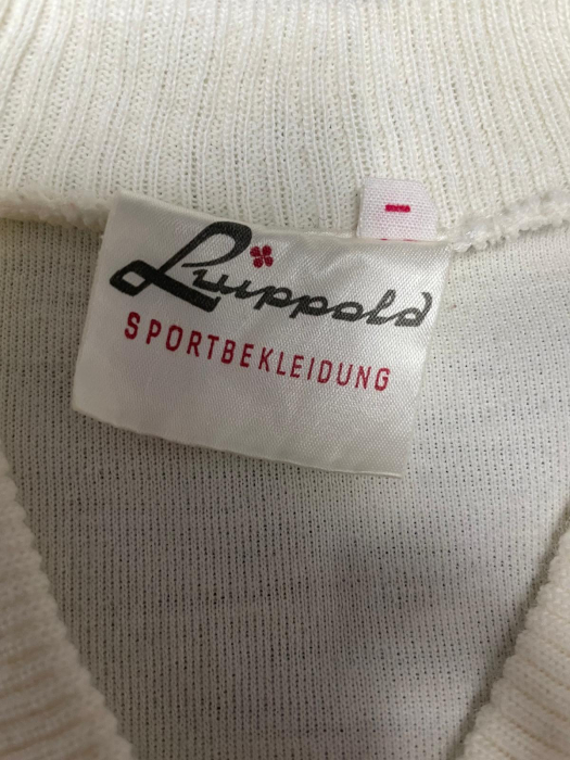 Pulover                         S [3]