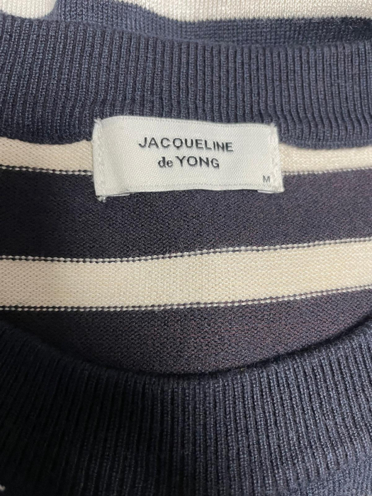 Jaqueline de Yong pulover                   M [3]