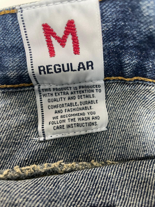 Pantaloni scurti                             M [3]