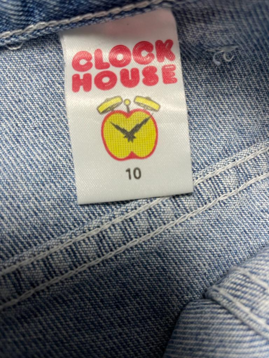 Clockhouse fusta                        10 ani [3]