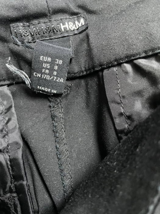 H&M pantaloni scurti                        M [3]