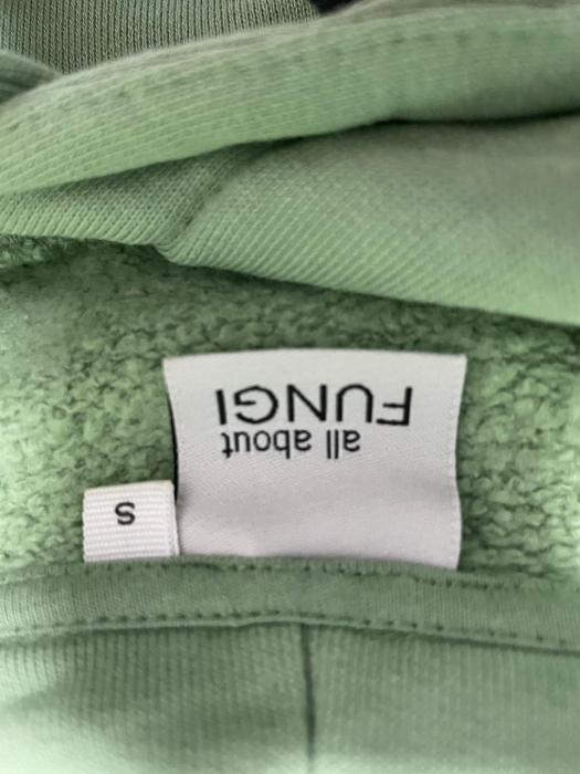 Fungi hanorac                       M [3]