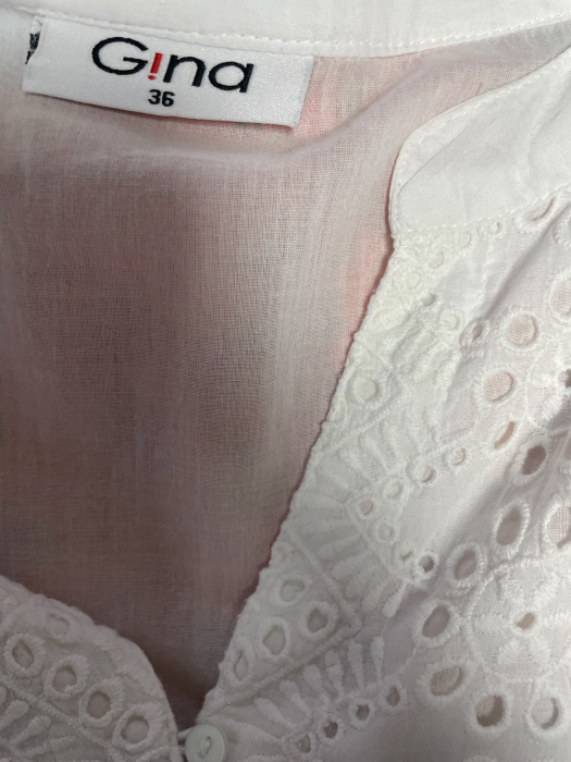 Gina rochie                        M [4]