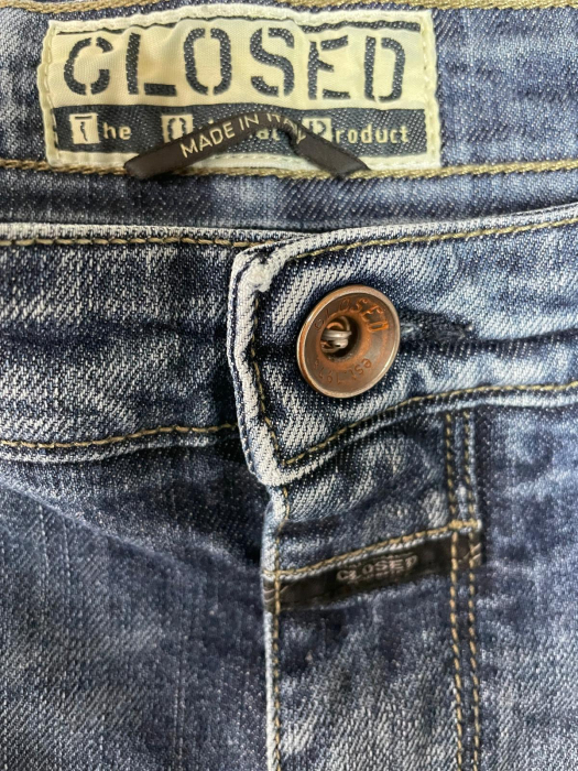 Closed blugi                        M [3]