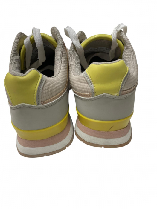 C&A adidasi                           39 [4]
