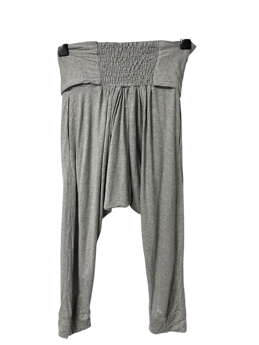 Burda pantaloni scurti                  L [2]